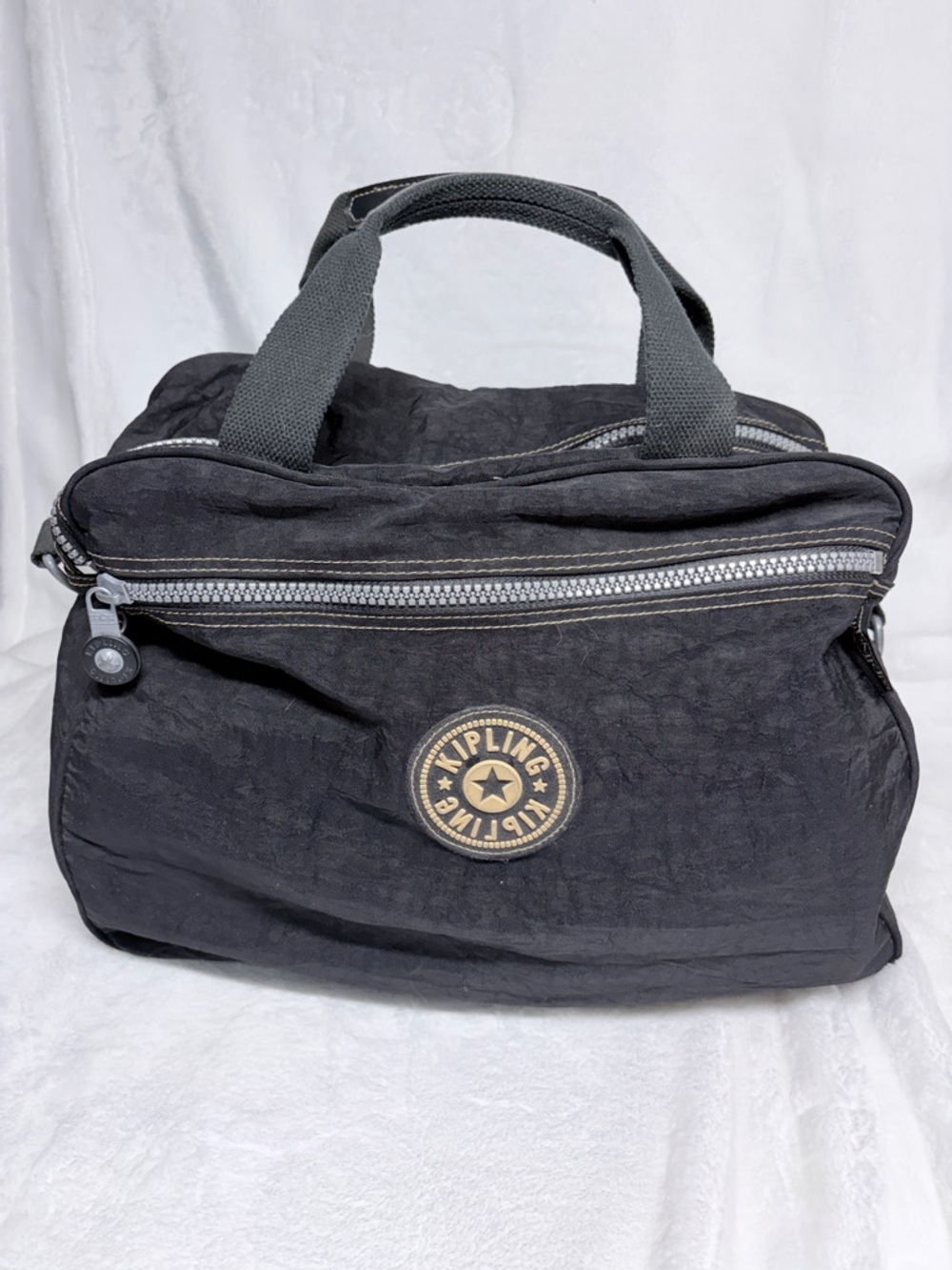 Kipling Duffle Travel Bag Vintage 90s Y2K Black Nylon Zip Weekend Carry On